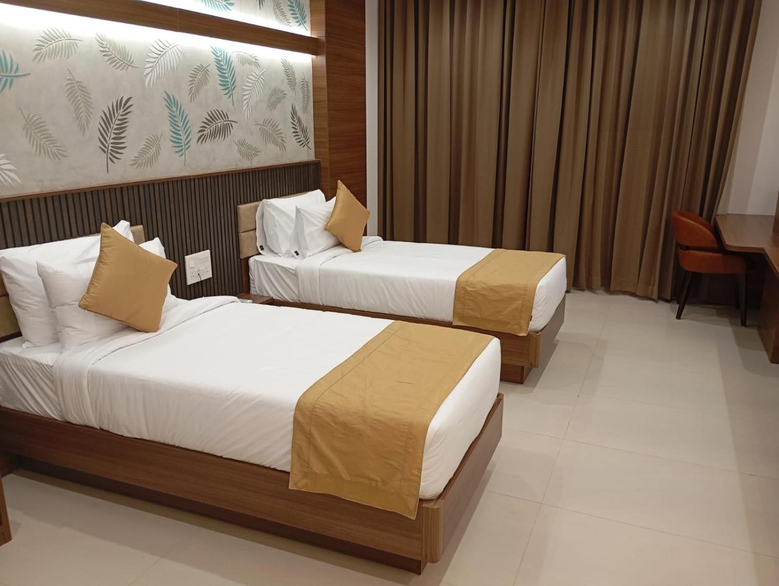 Highland Hotel Bengaluru Kültér fotó
