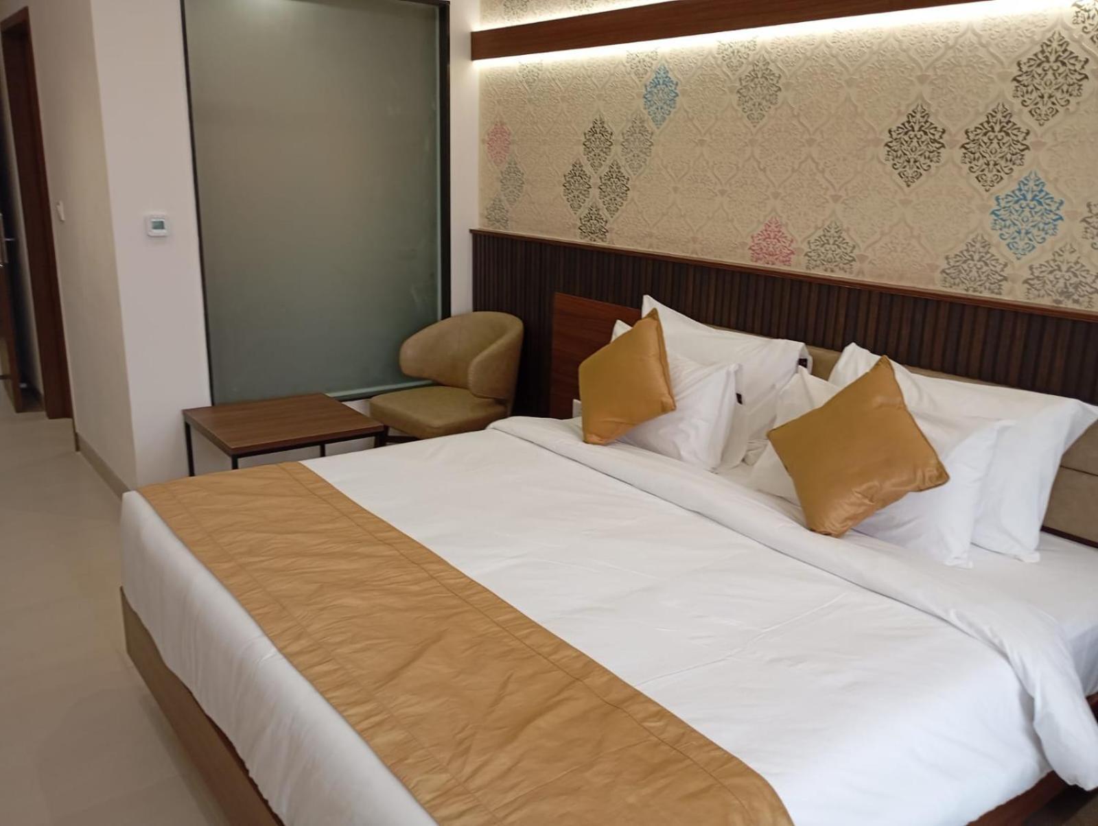 Highland Hotel Bengaluru Kültér fotó