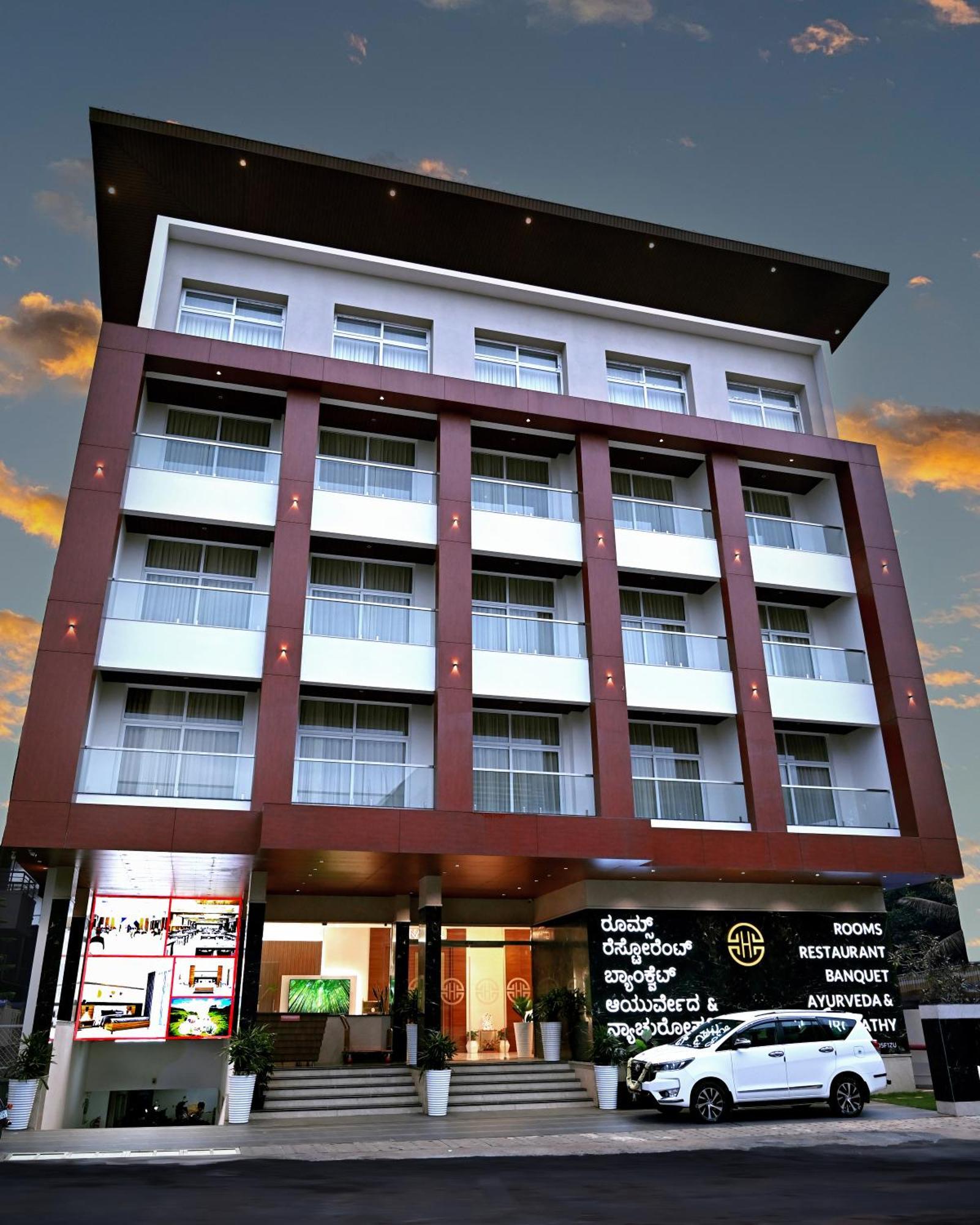 Highland Hotel Bengaluru Kültér fotó