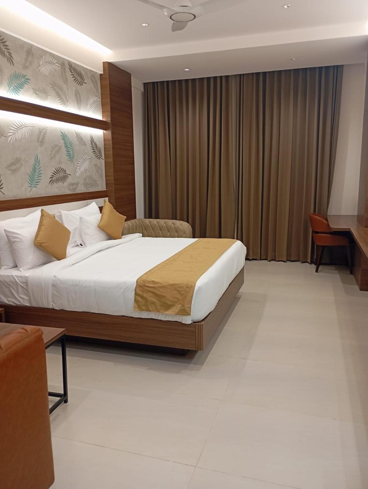 Highland Hotel Bengaluru Kültér fotó