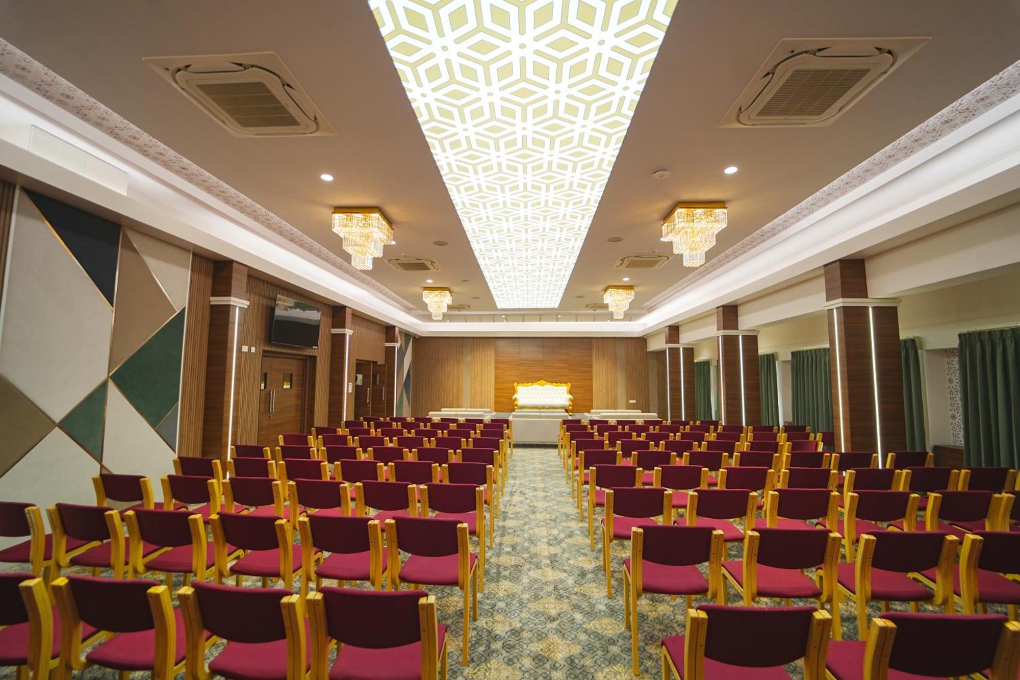 Highland Hotel Bengaluru Kültér fotó